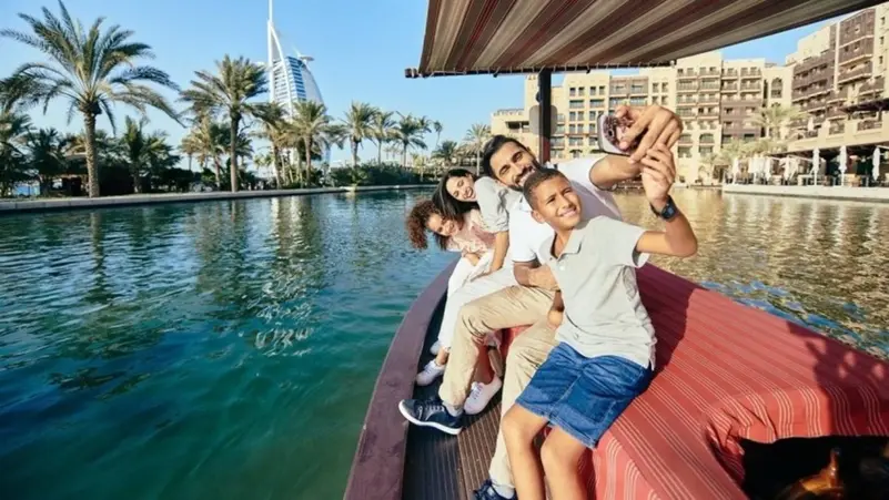 الإنفاق المتوقع لزوار دول مجلس التعاون الخليجي سيصل 223.7 مليار دولار