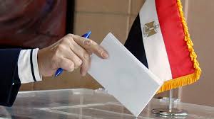 صناديق الاقتراع تُفتح في مصر لانتخابات الشيوخ