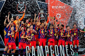 برشلونة يتوّج بلقب كأس السوبر الإسباني بعد فوز مثير على ريال مدريد