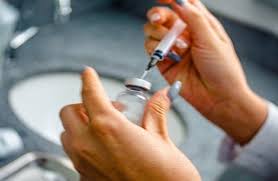 تجربة علمية جديدة: لقاح بالذكاء الاصطناعي يقلّص أورام السرطان لدى كلب بنسبة 75%