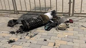 إصابات بين المقيمين في السعودية نتيجة شظايا اعتراض الصواريخ والهجمات الجوية