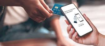 توسع عالمي في استخدام المدفوعات الرقمية وتراجع الاعتماد على النقد التقليدي