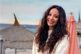مريم الجندي: “الكراش” فيلم بسيط يعتمد على الدفء الإنساني والكوميديا الرومانسية