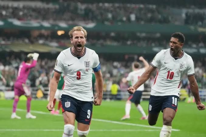 إنجلترا تتفوق على المكسيك وتواصل مشوارها بثقة في كأس العالم