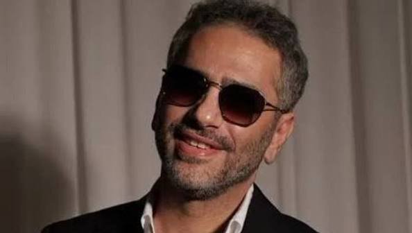 نقل فضل شاكر إلى المستشفى ومحاميته تنفي صدور قرار بإطلاق سراحه