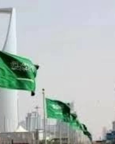 السعودية: التطورات الإقليمية لن توقف المشاريع التنموية الكبرى