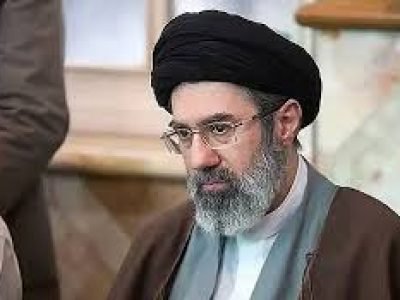 الحرس الثوري: خامنئي منح الضوء الأخضر للتفاوض مع واشنطن وفق شروط إيرانية