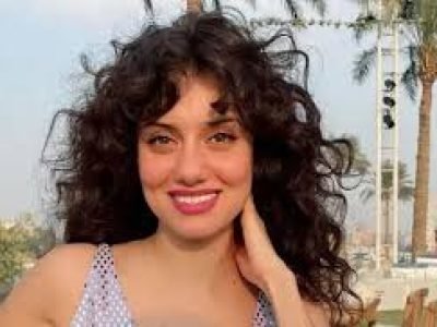 محكمة مصرية تأمر بضبط وإحضار الفنانة جيهان الشماشرجي في قضية سرقة بالإكراه
