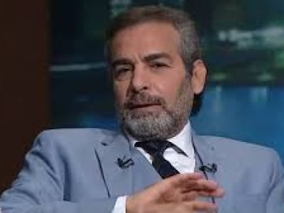 زوجة أحمد عبد العزيز تكشف تفاصيل حالته الصحية: خضع لجراحة في الأحبال الصوتية